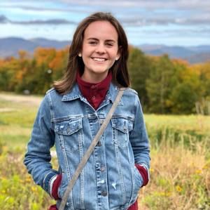 Meet your Posher, Danielle